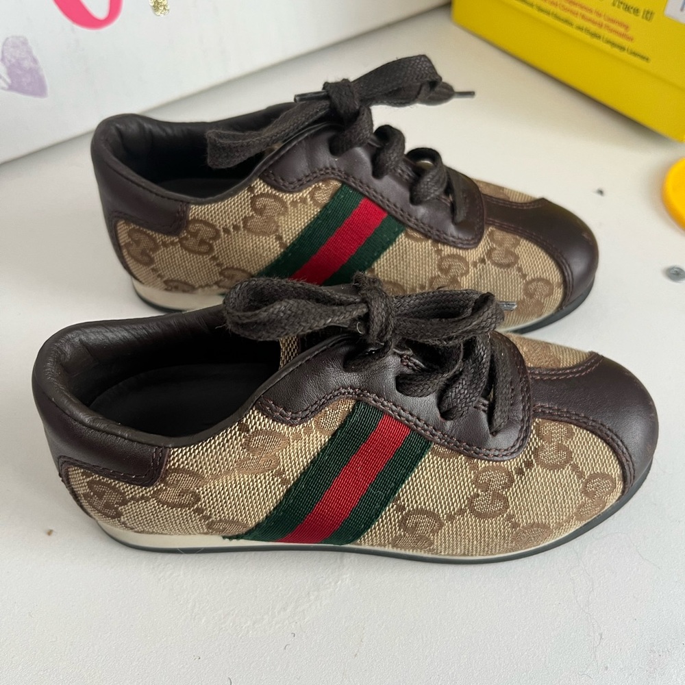 COPY - Gucci Kids GG Logo with Web detailing Sneakers | Style 257825 | Size 26 …
